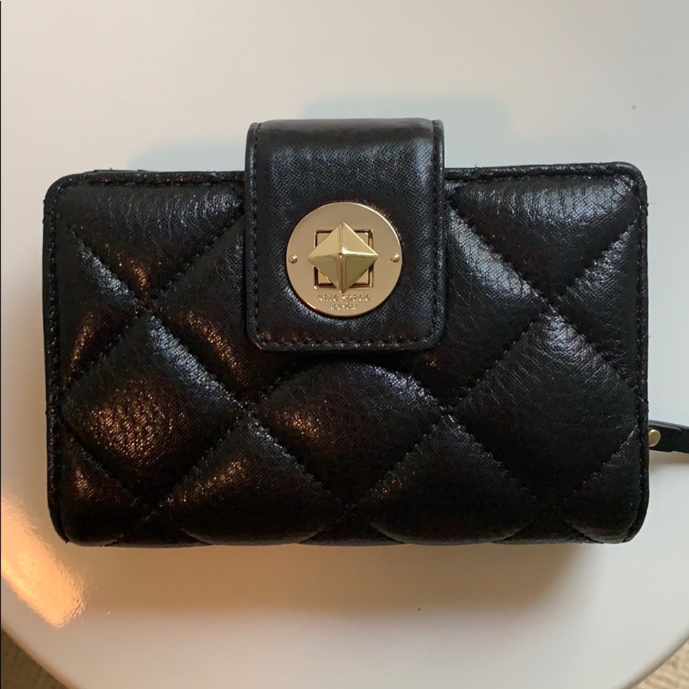 Kate Spade quilted wallet